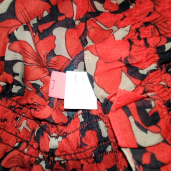 NWT Te Da' MEDIUM TOP BLOUSE UNIQUE CROPPED BoHo SMOCKED RED - Picture 8 of 16